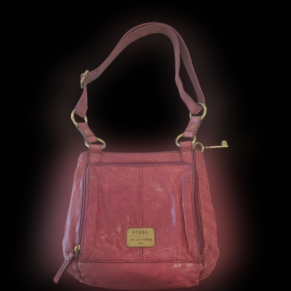 Fossil Wine Colored Saddle Bag Crossbody Purse Adjustable Key Charm - Picture 2 of 11